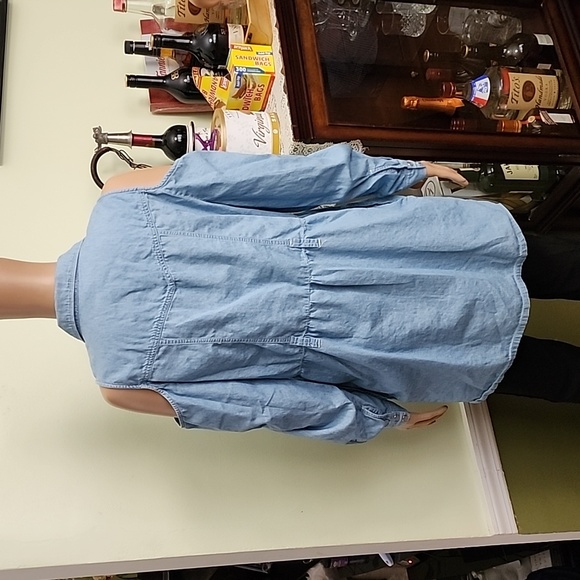 Button down shirt - Picture 4 of 6